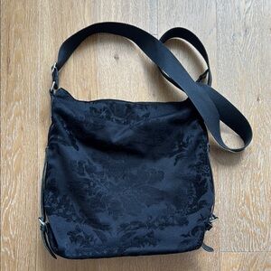 Chic Black Velvet Crossbody Bag with Adjustable Strap